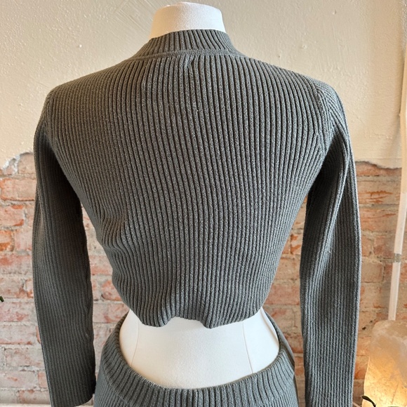 Ozma of California GREEN Mock Neck Ribbed Pant Sweater Set SIZE XS - Picture 8 of 8